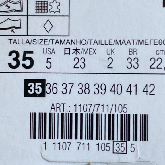 NWT Zara Flat Leather Ankle Boots. Size 5 - Picture 9 of 10